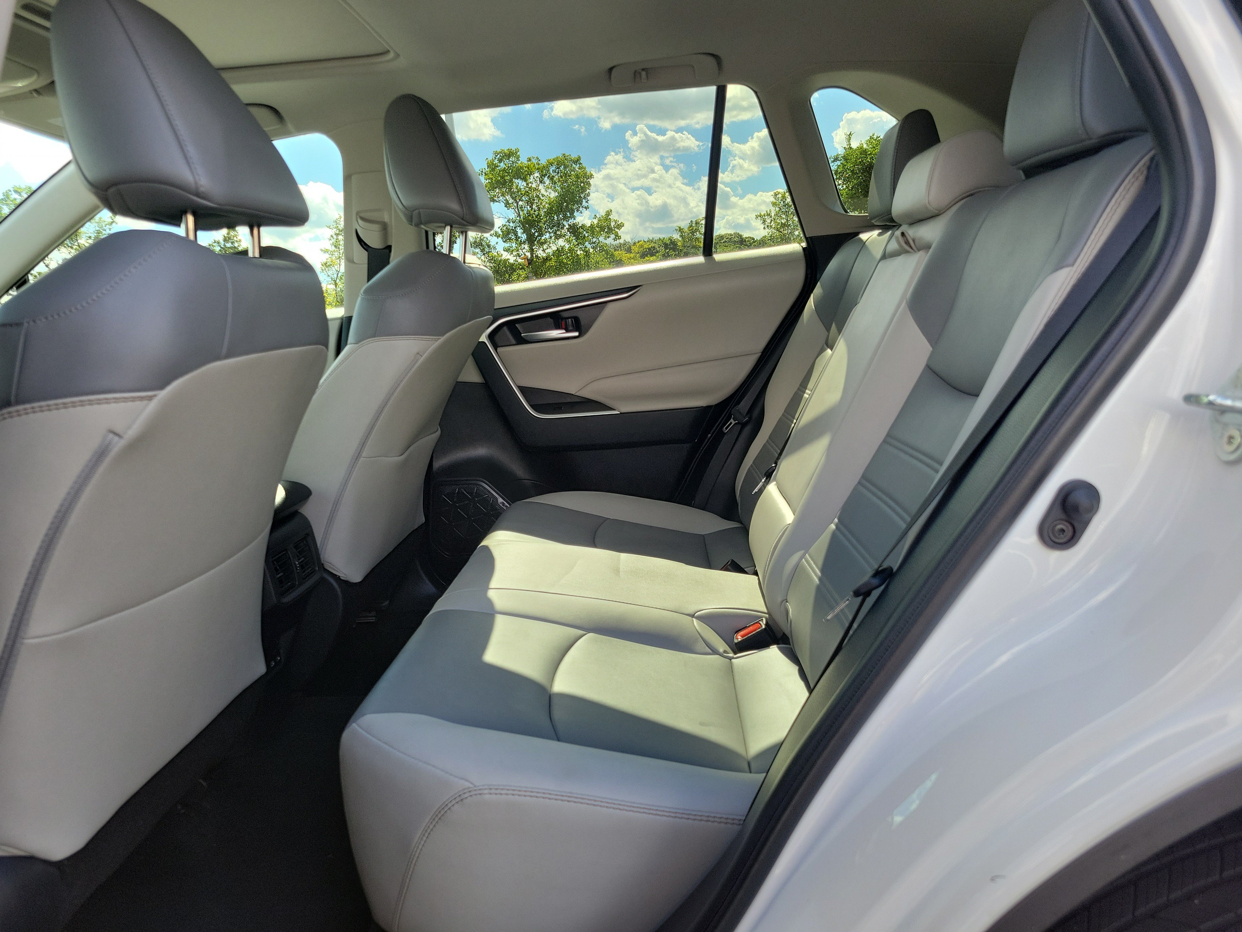 Certified 2025 Toyota RAV4 XLE Premium w/ Weather Package AWD/4WD image 12