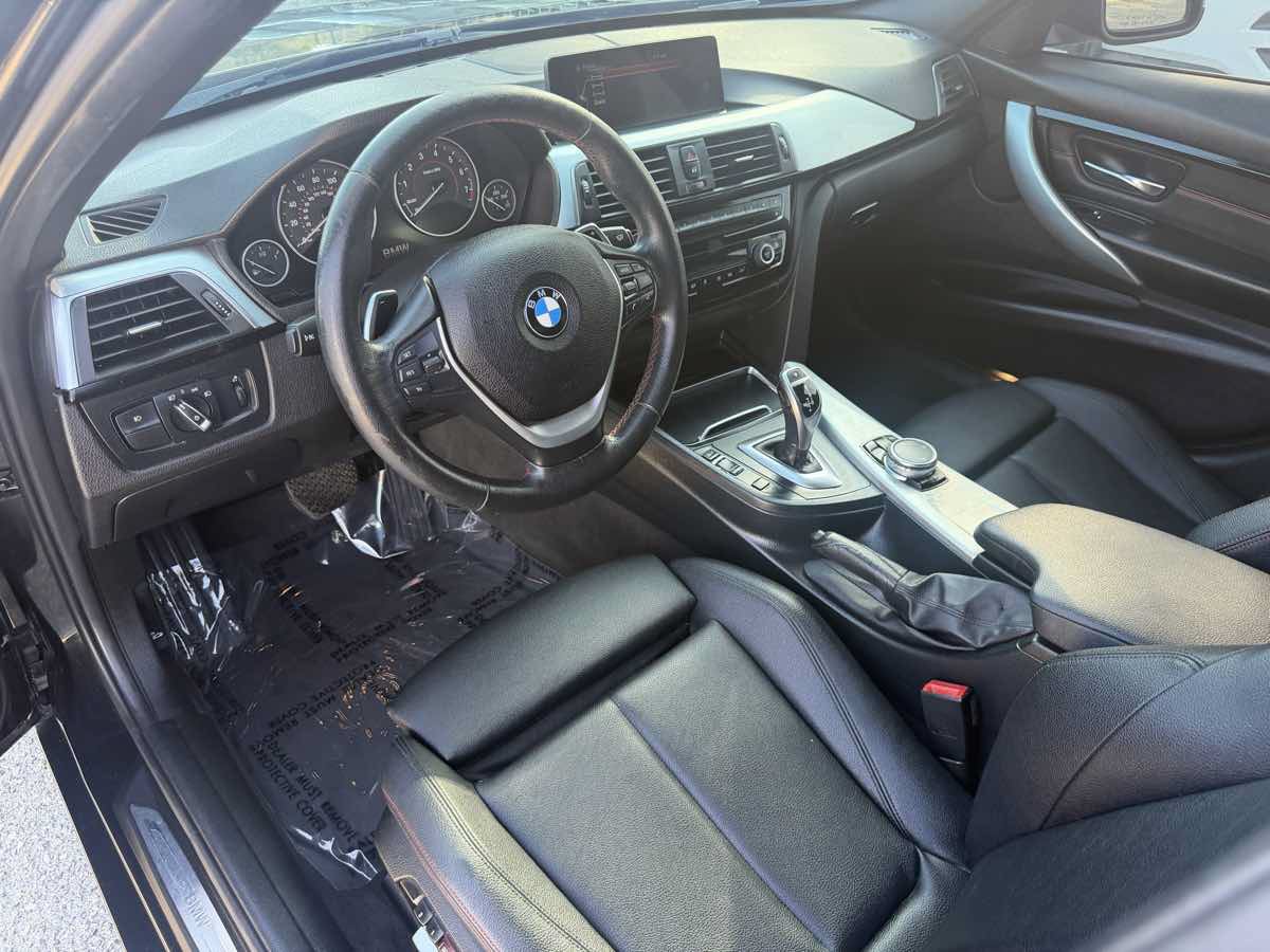 Used 2016 BMW 328i Sedan RWD image 11