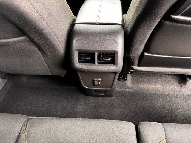 Used 2021 GMC Terrain SLE w/ Driver Convenience Package FWD image 23