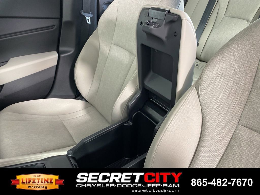 Used 2025 Honda Accord SE image 25