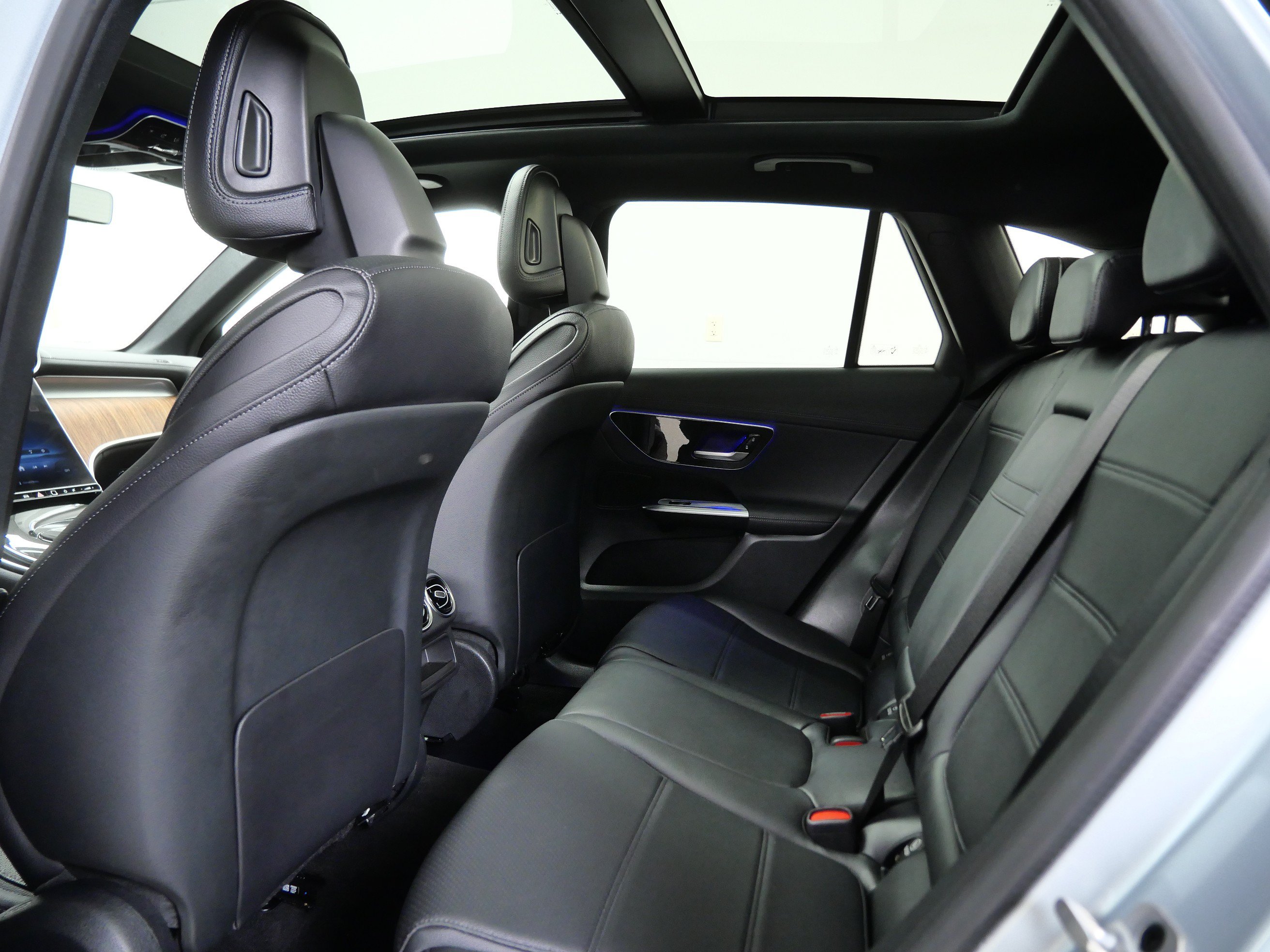 Certified 2023 Mercedes-Benz GLC 300 4MATIC image 16