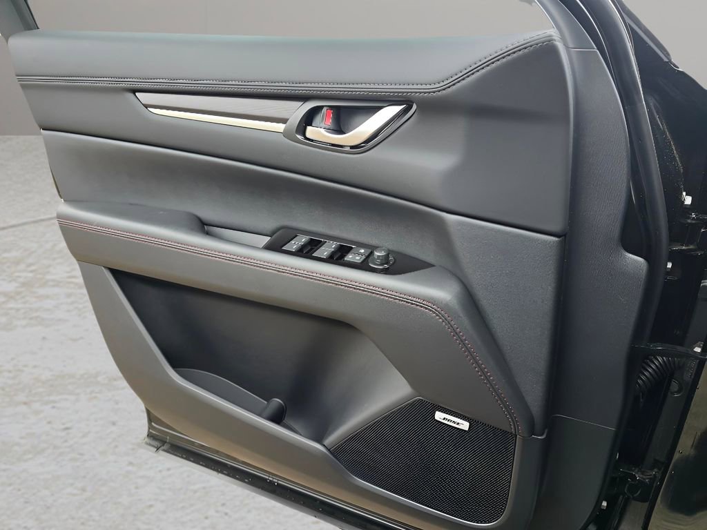 New 2025 MAZDA CX-5 Carbon Edition image 17