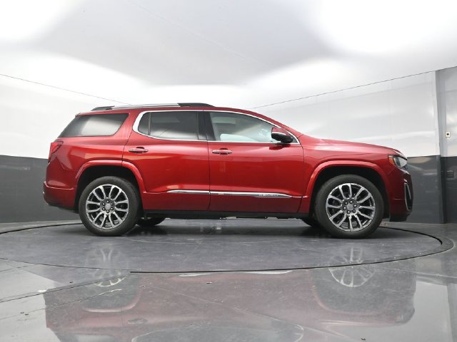 Used 2021 GMC Acadia Denali w/ Denali Ultimate Package AWD/4WD image 38