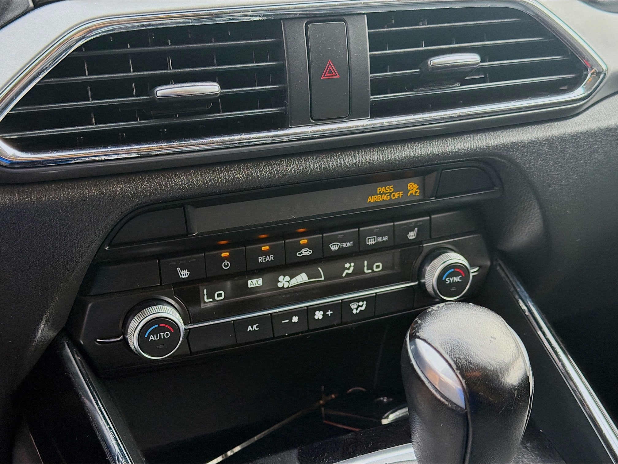 Used 2020 MAZDA CX-9 Touring w/ Touring Premium Package image 14