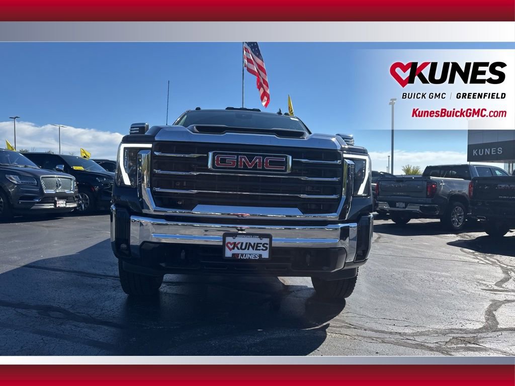 New 2025 GMC Sierra 3500 SLT AWD/4WD image 13