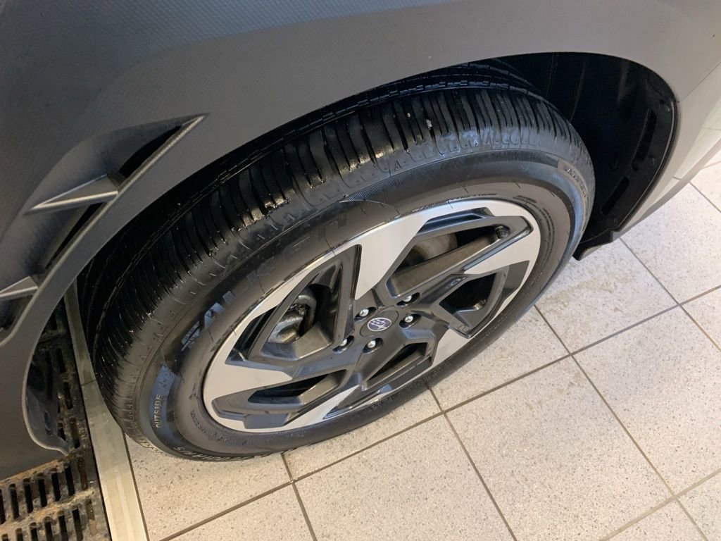 Certified 2024 Subaru Crosstrek 2.5i Limited image 24