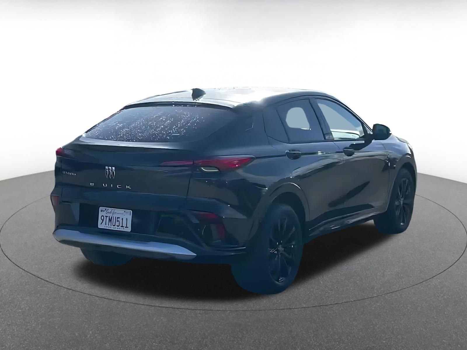 Used 2025 Buick Envista Sport Touring image 14