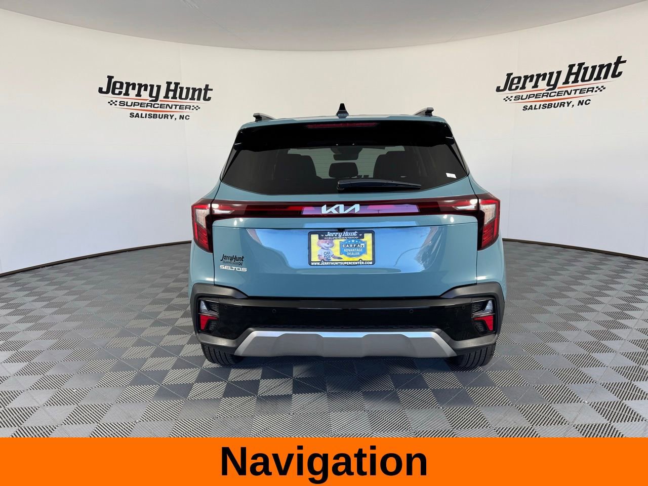 Used 2025 Kia Seltos EX image 8