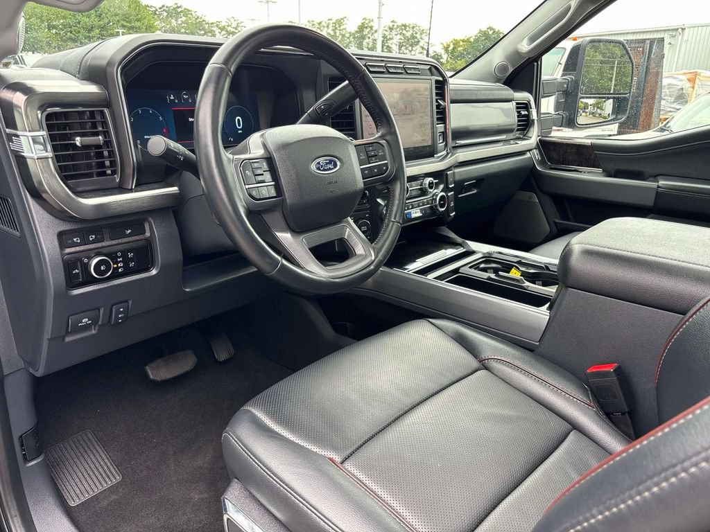 Used 2024 Ford F250 Lariat w/ Lariat Ultimate Package AWD/4WD image 13