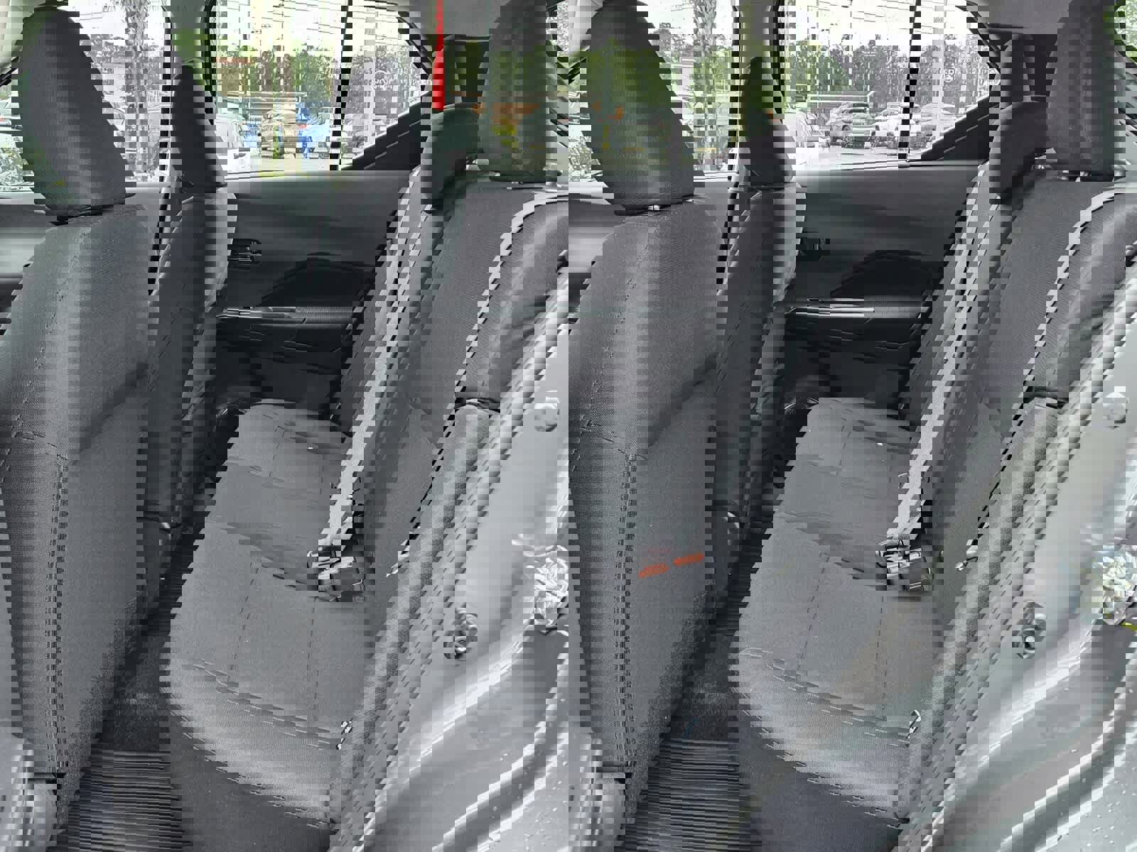 New 2025 Nissan Kicks Play S image 4