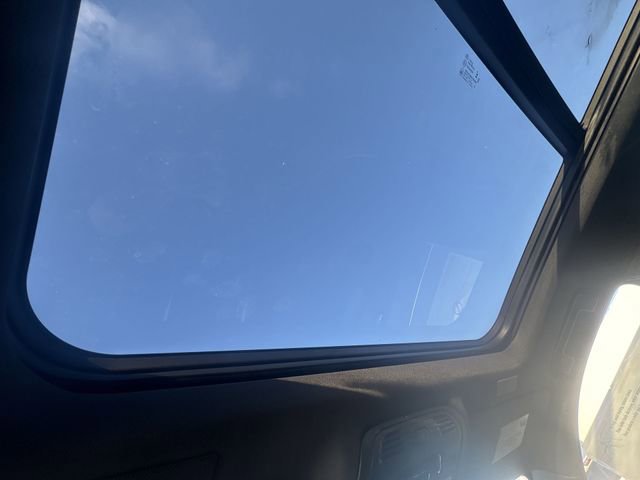 New 2026 Chevrolet Suburban Premier image 19