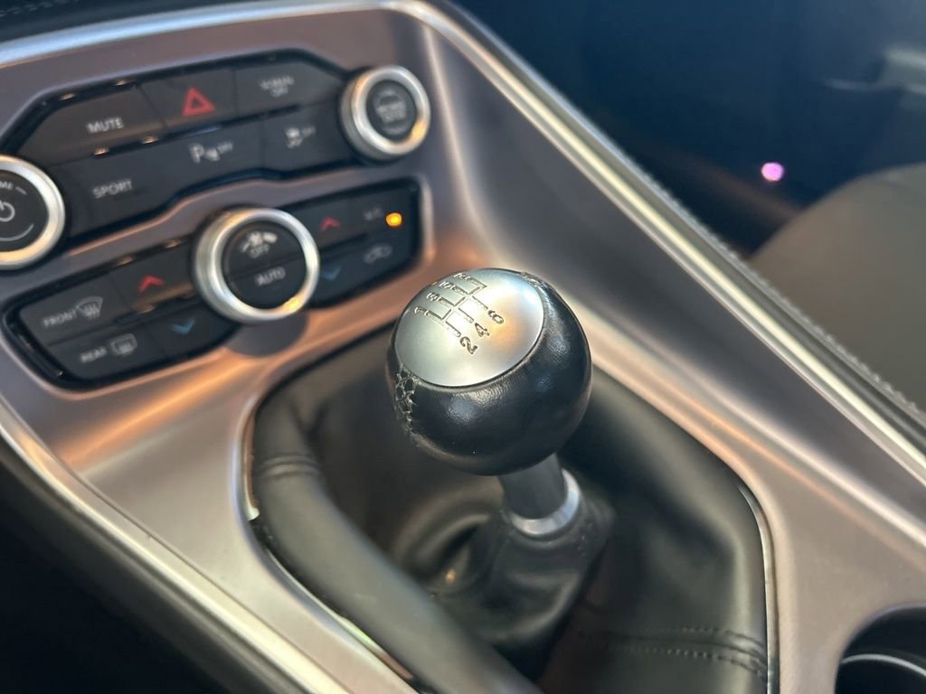 Used 2019 Dodge Challenger R/T w/ Performance Handling Group image 8