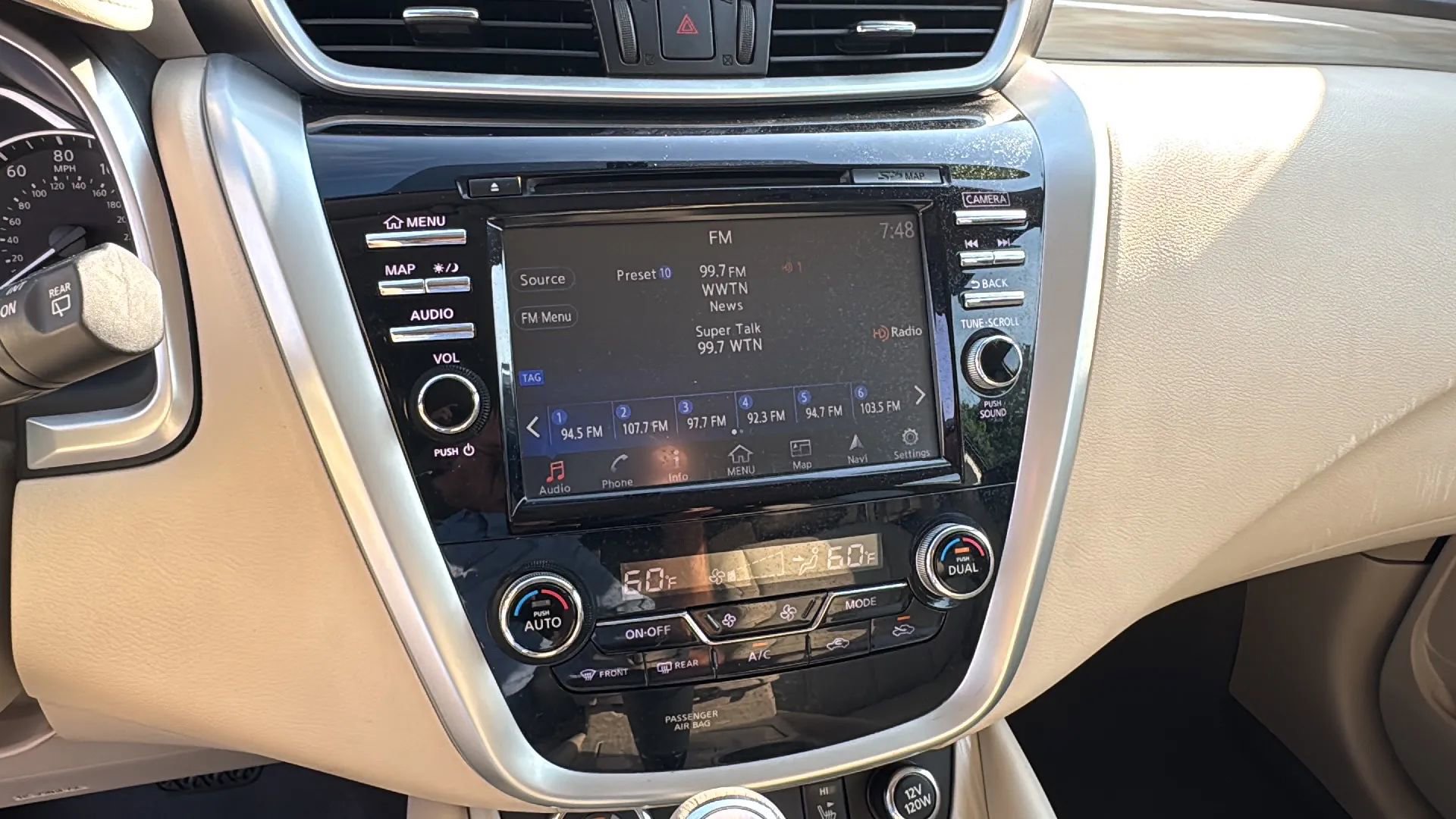 Used 2017 Nissan Murano SL image 10