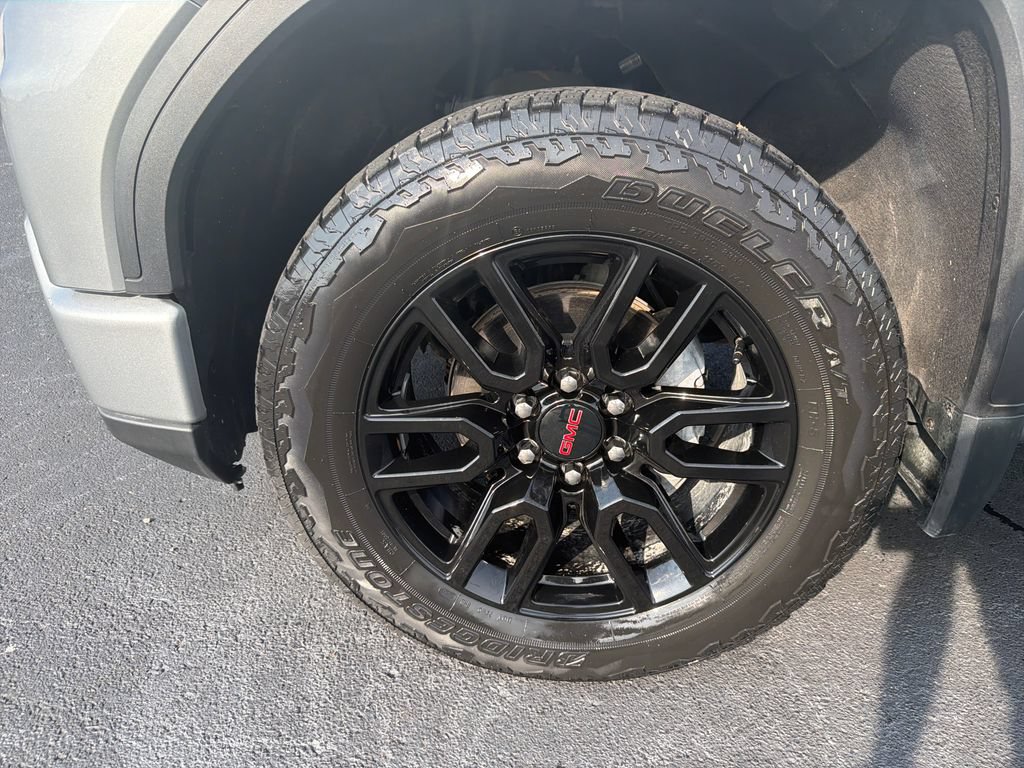 Used 2024 GMC Sierra 1500 Elevation w/ LPO, Elevation Black Package AWD/4WD image 2