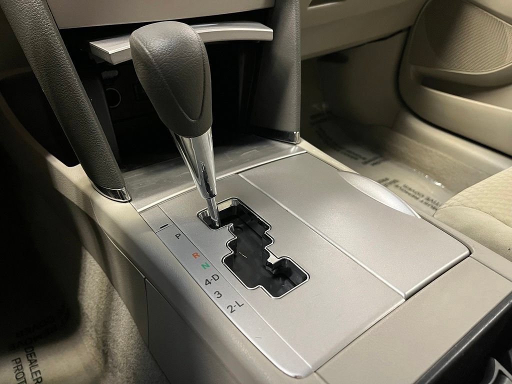 Used 2009 Toyota Camry LE FWD image 10
