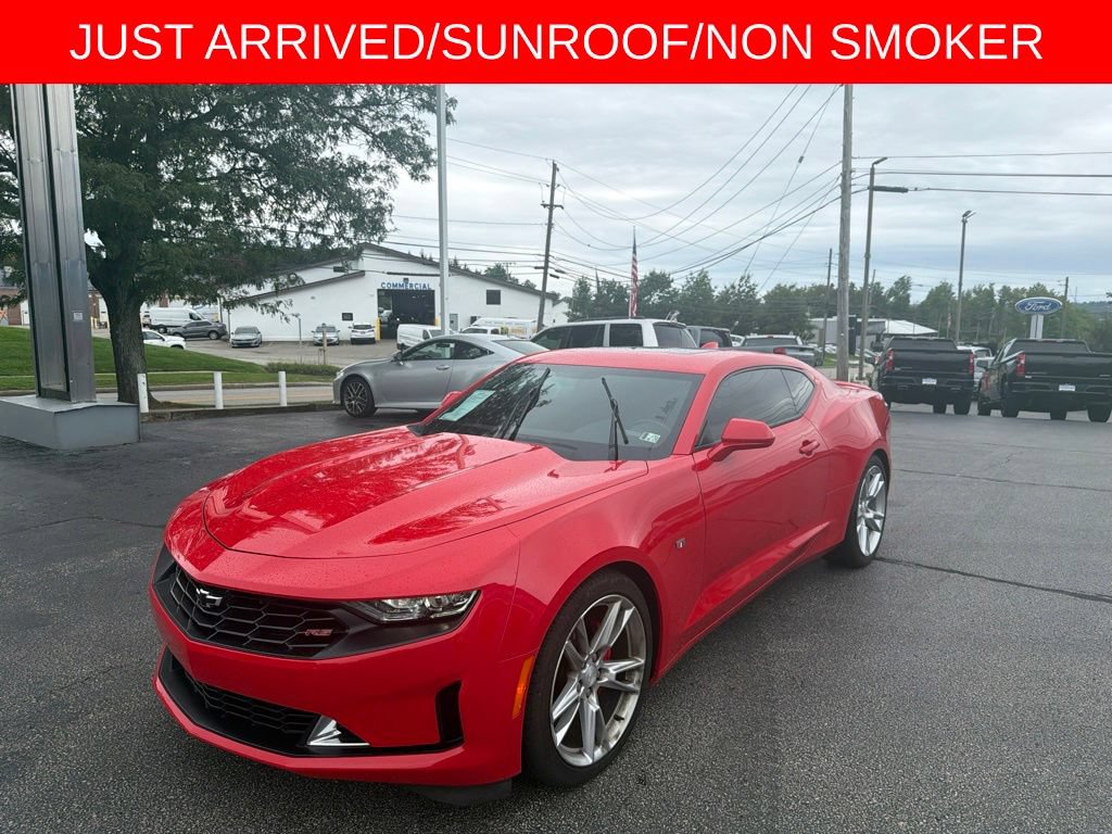 Used 2020 Chevrolet Camaro LT RWD image 7