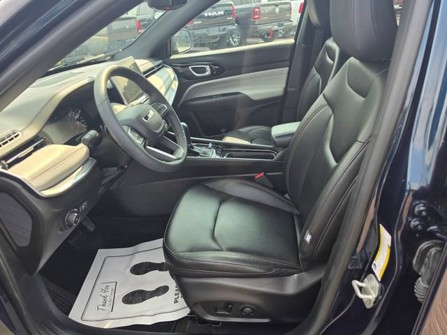 Used 2024 Jeep Compass Limited AWD/4WD image 15