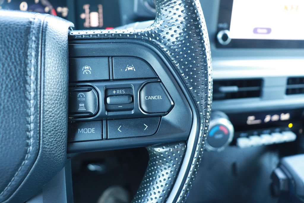 Used 2024 Toyota Tacoma SR5 AWD/4WD image 21