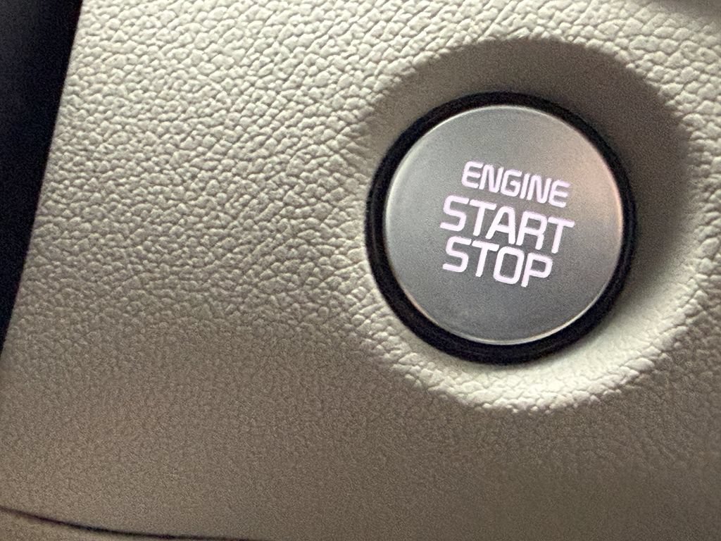 New 2026 Kia Sorento S FWD image 31