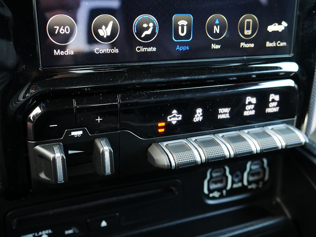 Used 2019 RAM 1500 Limited AWD/4WD image 47
