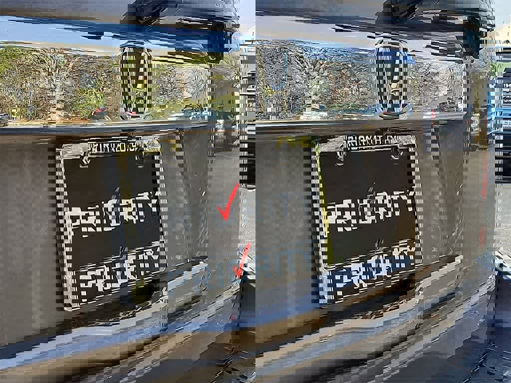 Used 2015 Honda Pilot LX image 23