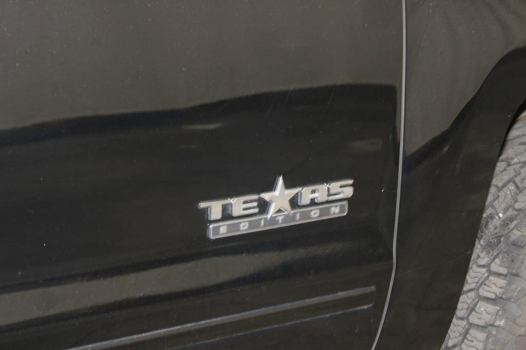 Used 2018 Chevrolet Silverado 1500 LT w/ Texas Edition image 12