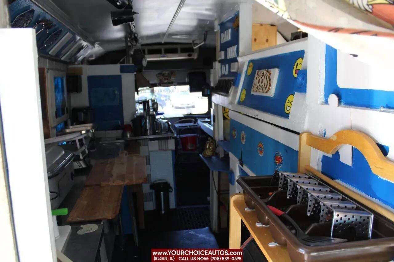 Used 2006 Ford E-450 and Econoline 450 image 45