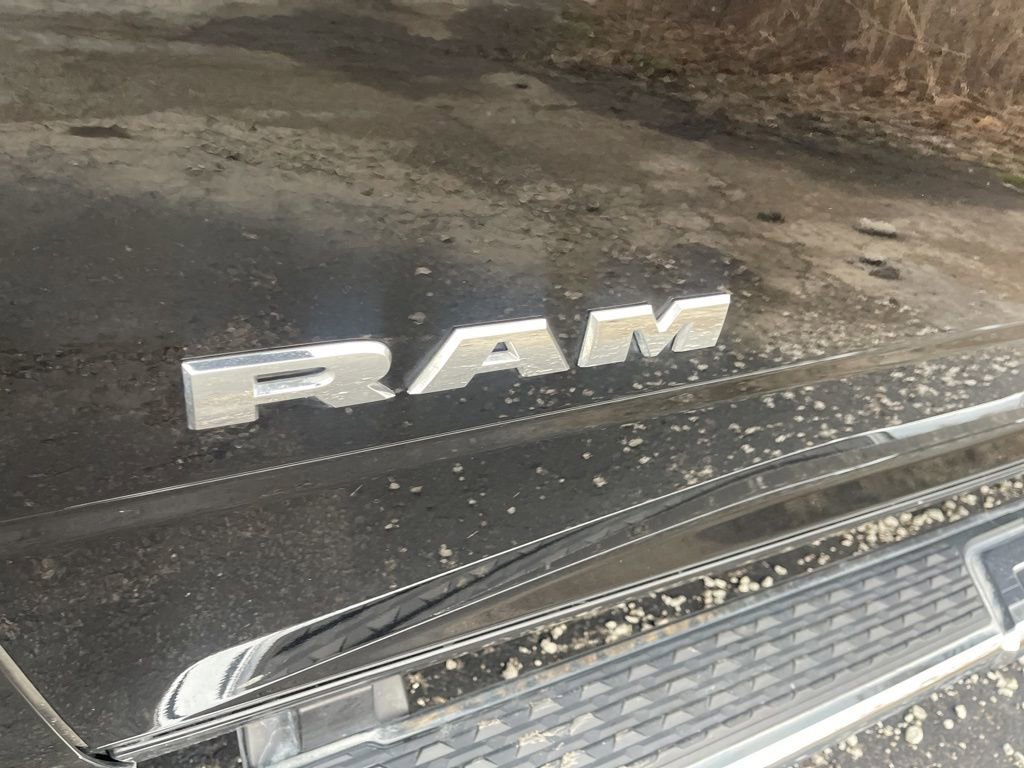 Used 2024 RAM 2500 Big Horn w/ Safety Group image 10