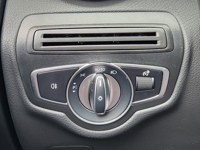Used 2022 Mercedes-Benz GLC 300 image 17
