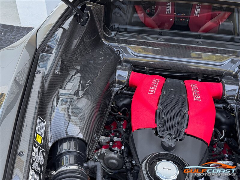 Used 2021 Ferrari F8 Tributo RWD image 36