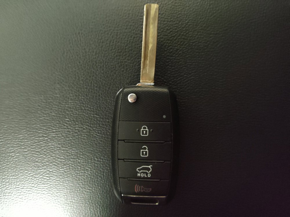 Used 2019 Kia Sorento LX image 32