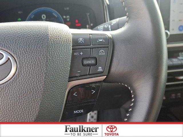 Certified 2025 Toyota Camry SE FWD image 21