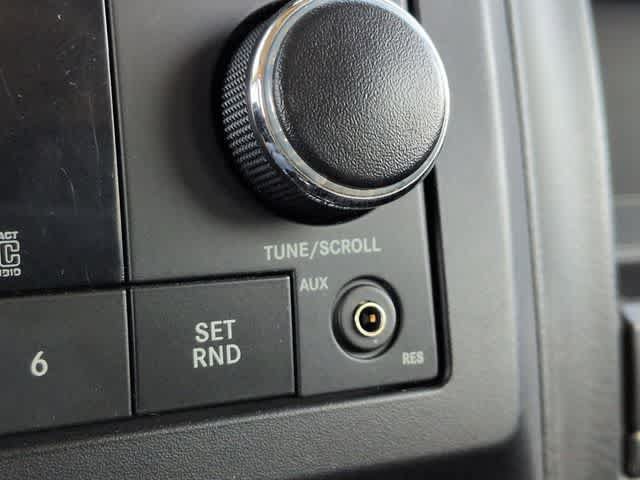 Used 2010 Jeep Patriot Sport AWD/4WD image 26