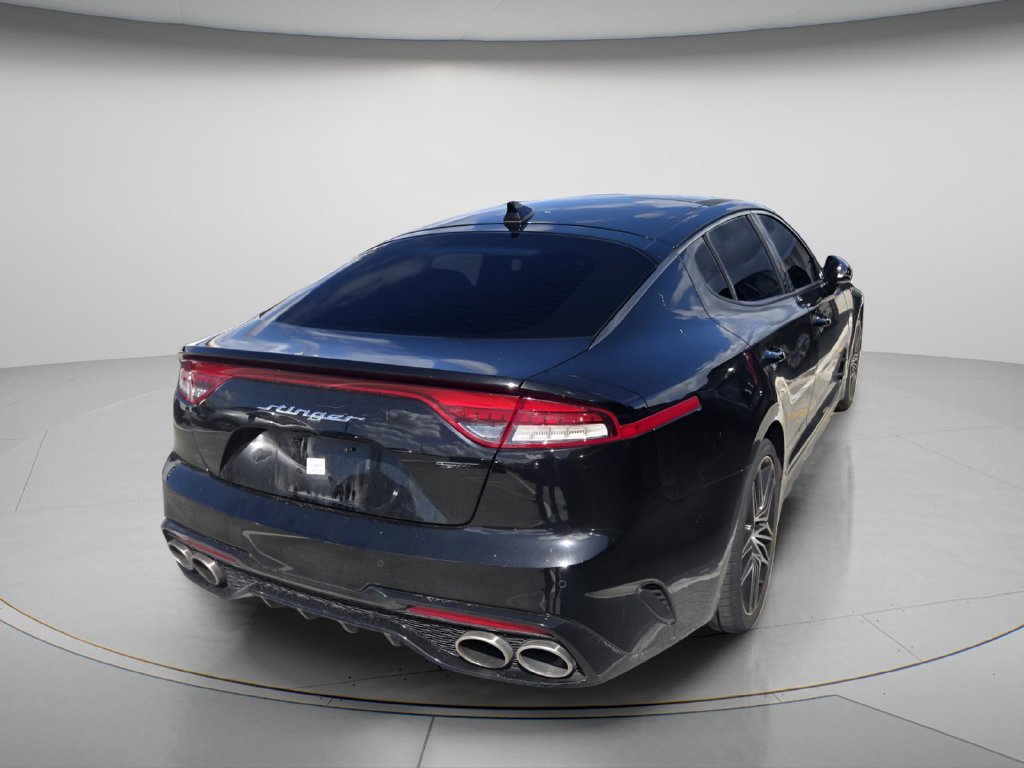 Used 2022 Kia Stinger GT1 RWD image 3