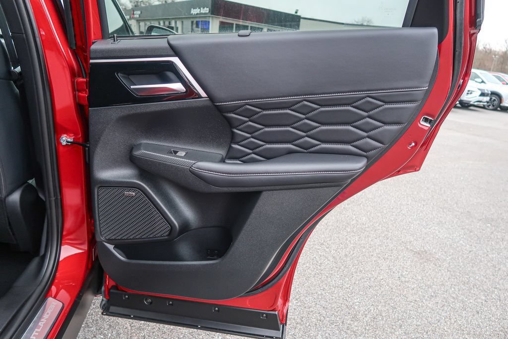 New 2026 Mitsubishi Outlander SEL AWD/4WD image 18