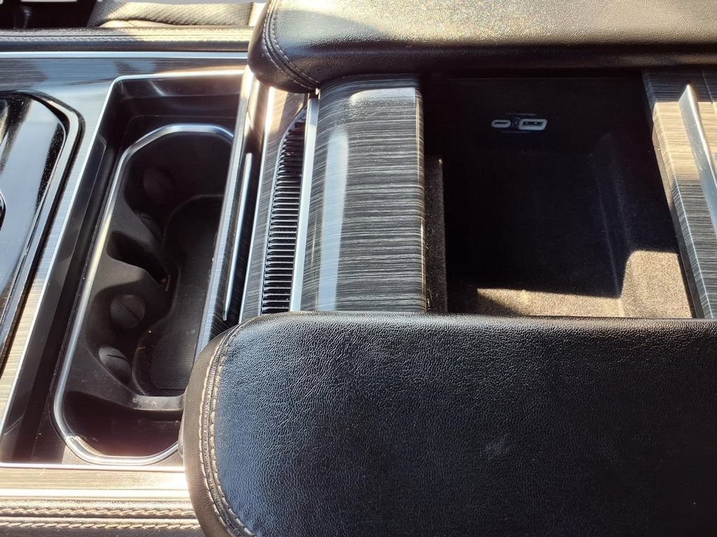 Used 2023 Jeep Wagoneer L Series II AWD/4WD image 11