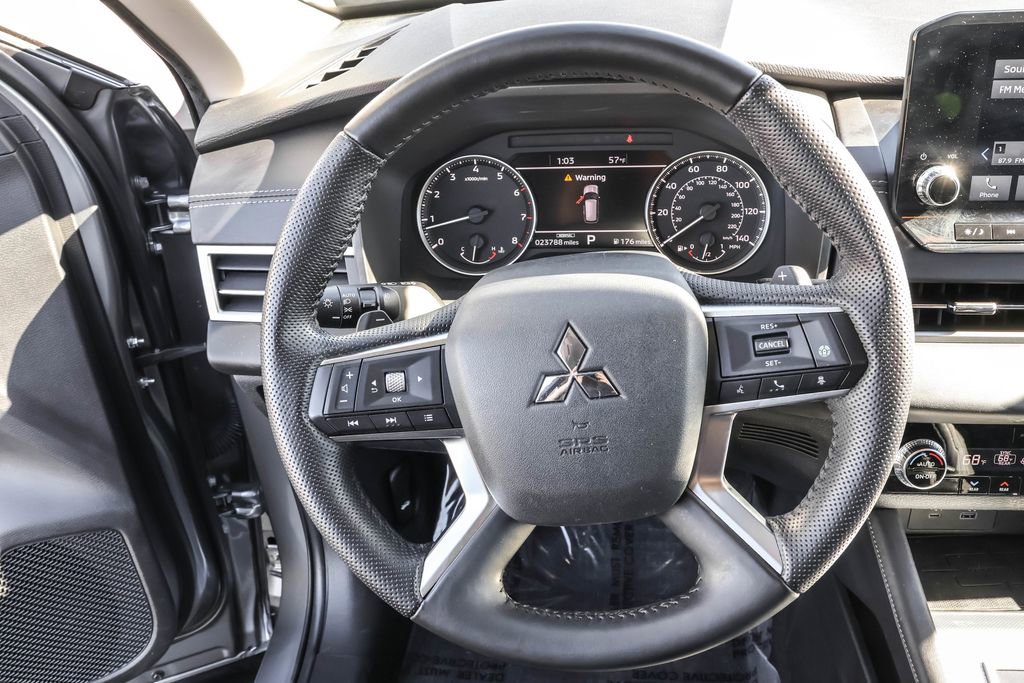 Used 2022 Mitsubishi Outlander SEL image 17