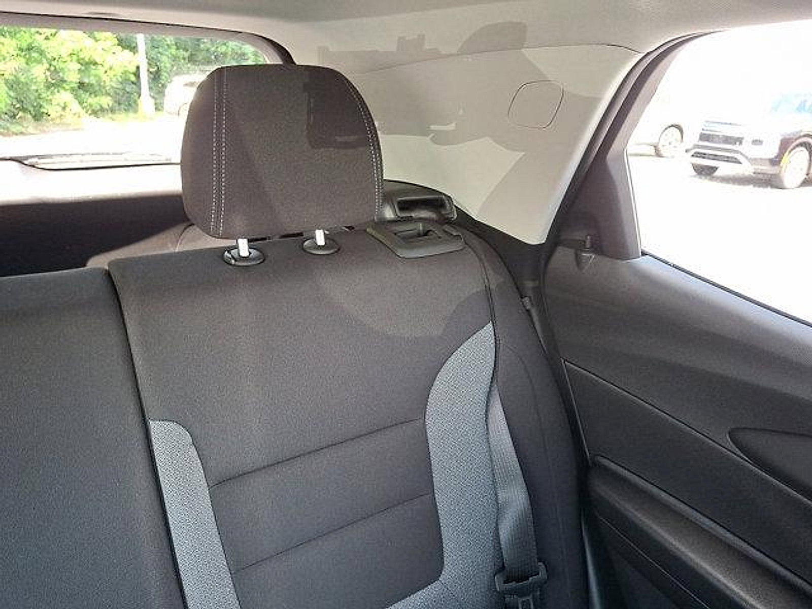 Used 2024 Chevrolet TrailBlazer LT w/ Driver Confidence Package image 51