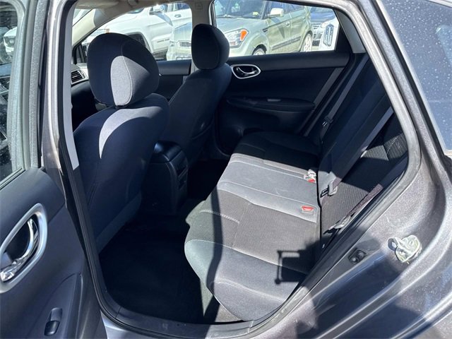 Used 2015 Nissan Sentra S image 16