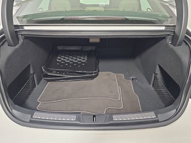 Used 2020 Lincoln Continental AWD w/ Premium Package image 13