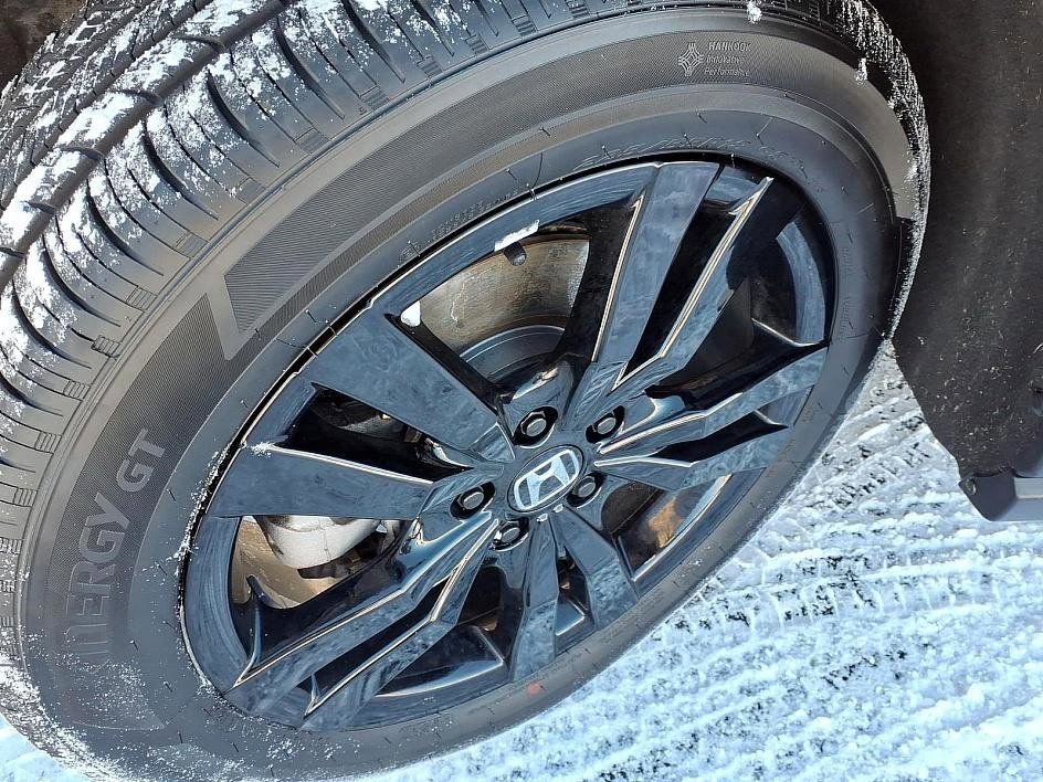 Certified 2026 Honda HR-V Sport image 9