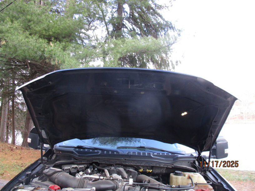 Used 2017 Ford F350 Lariat w/ Tow Technology Bundle image 7