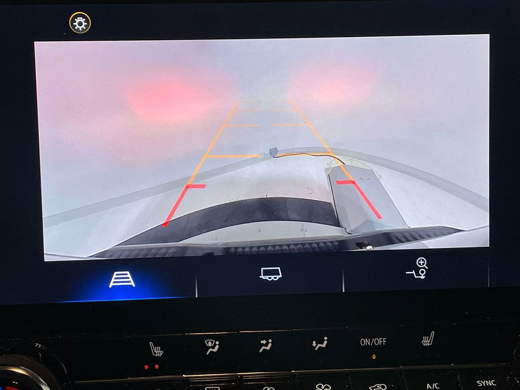 Used 2023 Chevrolet Colorado Z71 w/ Z71 Convenience Package 2 image 4