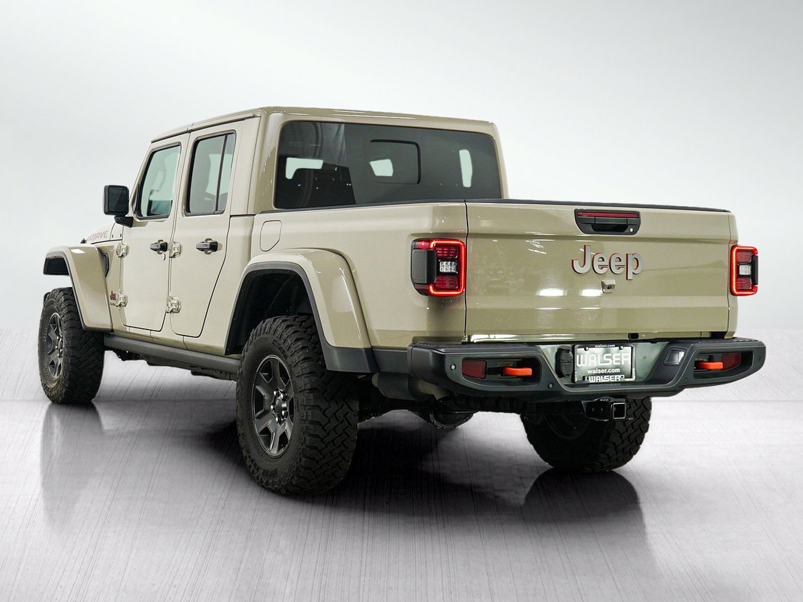 Used 2020 Jeep Gladiator Mojave AWD/4WD image 3