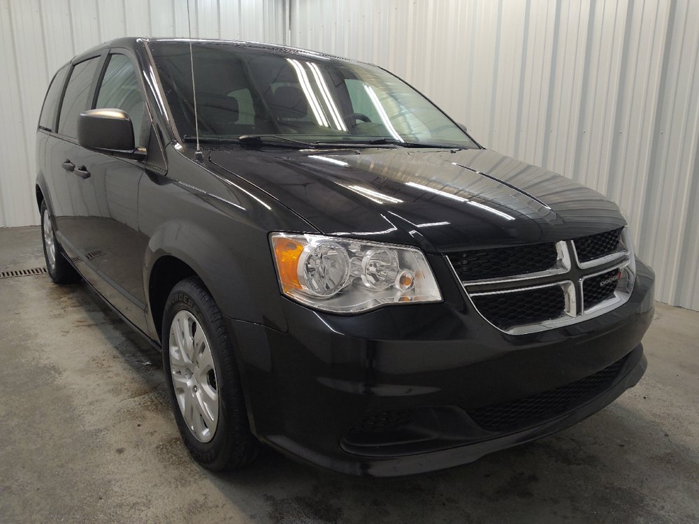 Used 2019 Dodge Grand Caravan SE FWD image 13