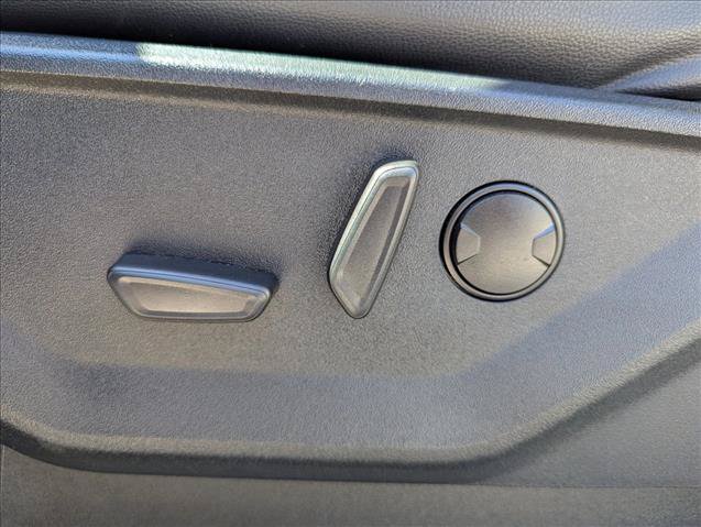 Used 2026 Ford F250 Lariat AWD/4WD image 11