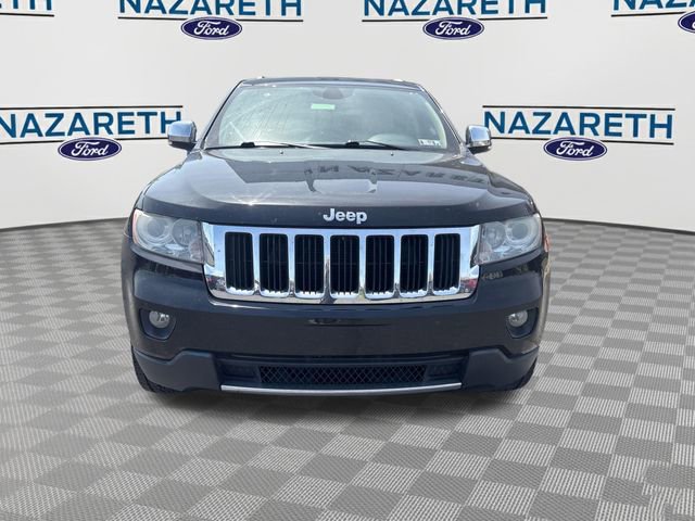Used 2011 Jeep Grand Cherokee Limited AWD/4WD image 2