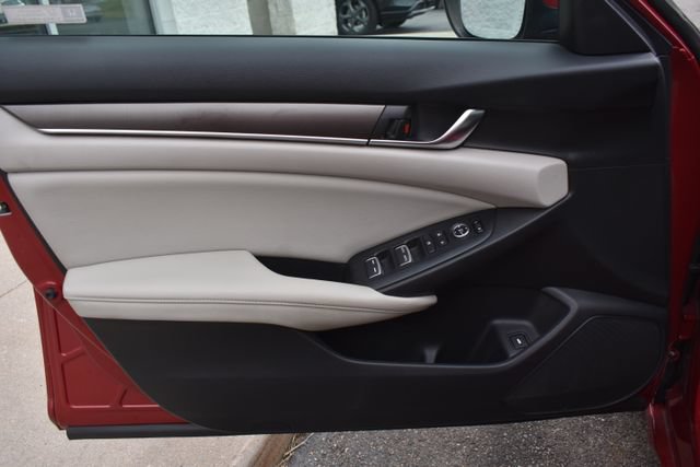 Used 2018 Honda Accord LX image 16