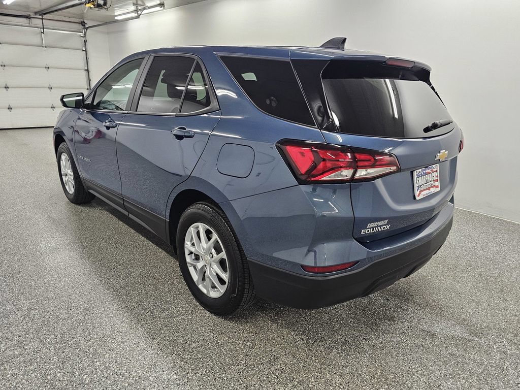 Used 2024 Chevrolet Equinox LS w/ LS Convenience Package AWD/4WD image 7