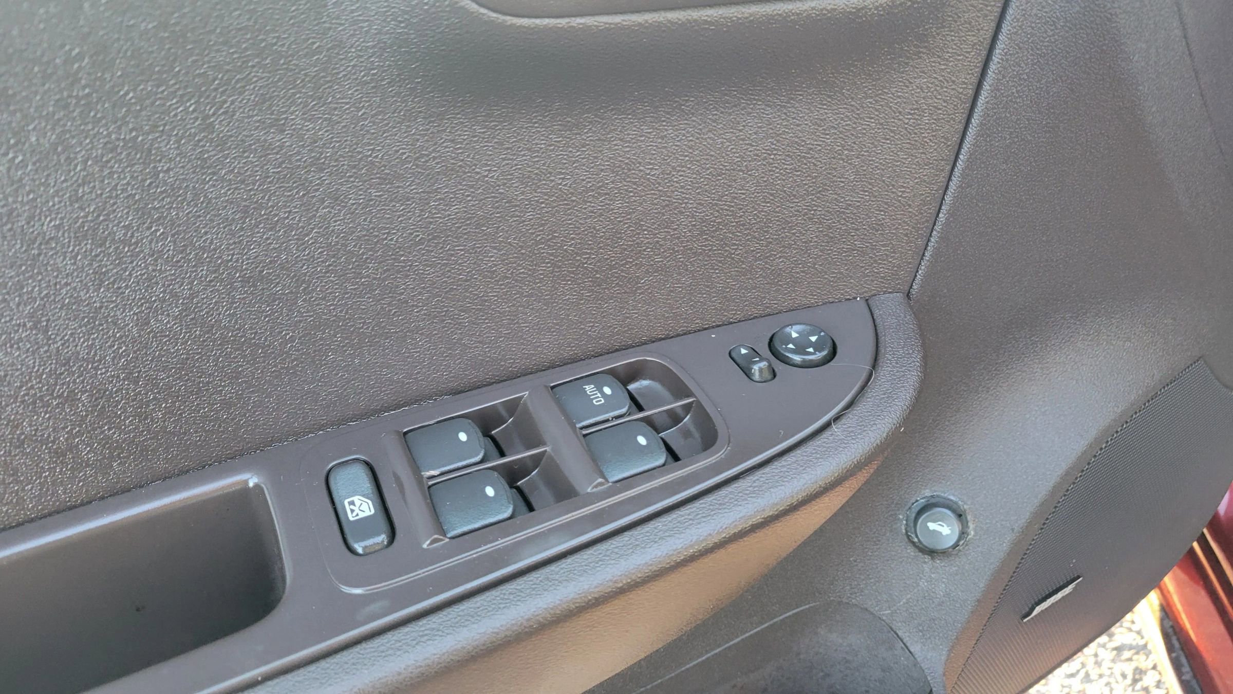 Used 2011 Chevrolet Malibu LT w/ HFV6 Engine Package image 13